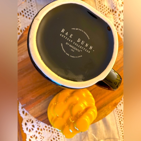 Rae Dunn Mug Pot of Gold - Picture 5 of 7